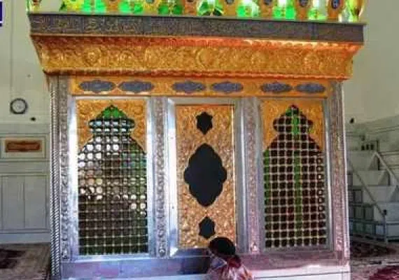 چشمه آب گرم ایوب پیغمبر