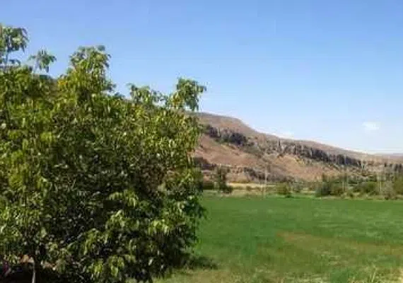 چشمه آب گرم ایوب پیغمبر