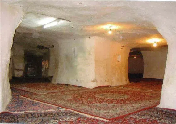 مسجد مزار