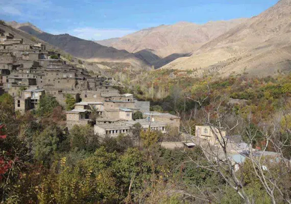 روستای دیزباد نیشابور، زیباترین روستای پلکانی ایران بعد از ماسوله