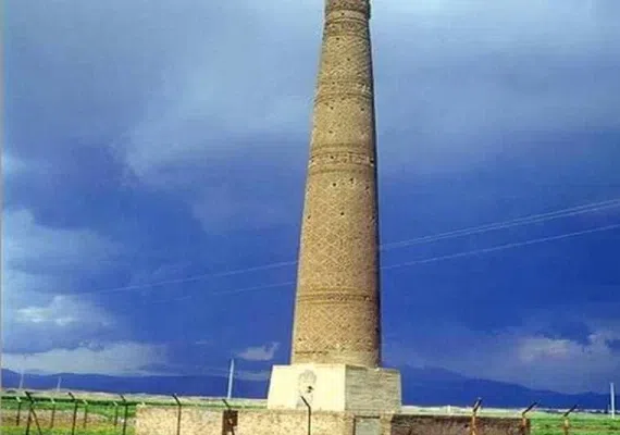 مناره خسروگرد