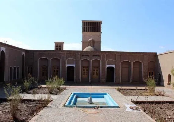 خانه تاریخی قرائی