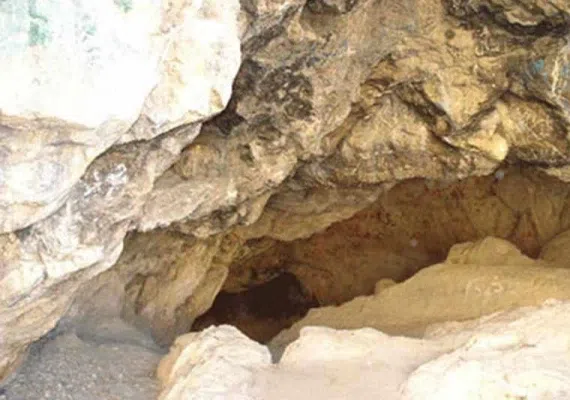 غار گنج کوه