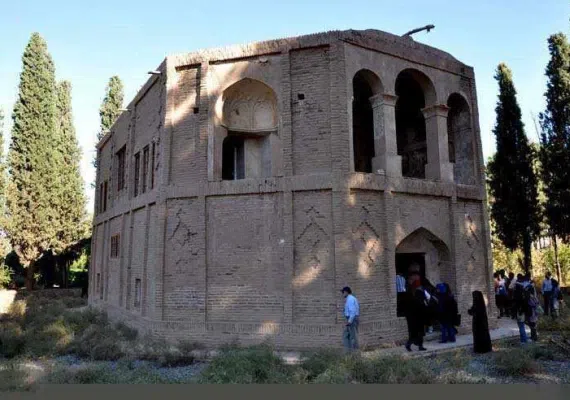 باغ امیرآباد بیرجند