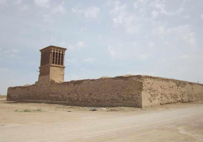 کاروانسرای قاسم اباد