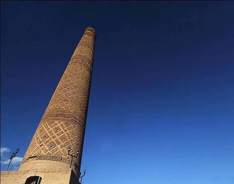 مناره خسروگرد