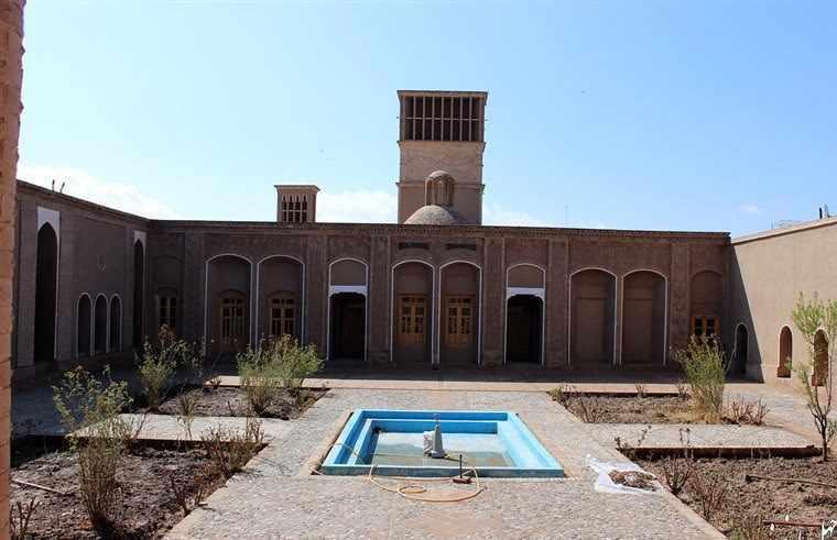 خانه تاریخی قرائی