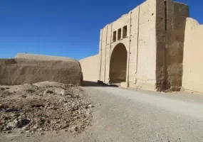قلعه حاجی خان اسفند آباد