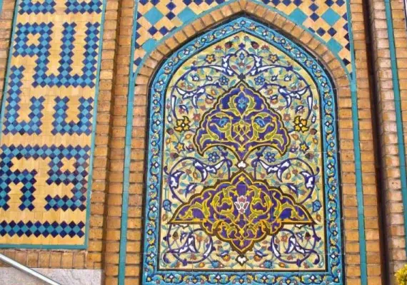آرامگاه پیر پالان دوز