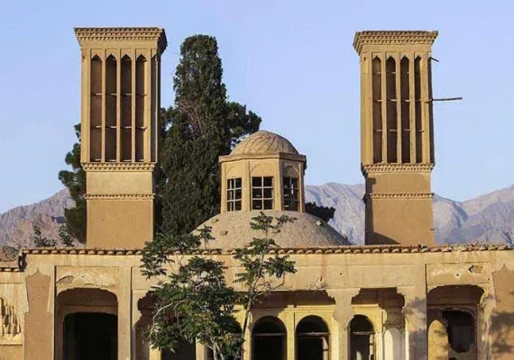 عمارت شترگلو