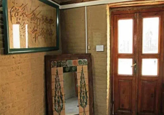 خانه تاریخی ملک
