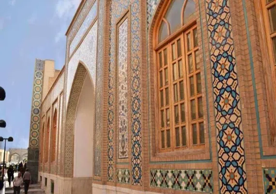 آرامگاه پیر پالان دوز