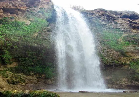 آبشار آبگرم کلات