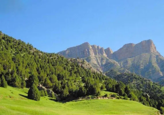 روستای ایدلیک کلات