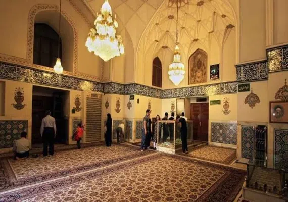 آرامگاه پیر پالان دوز
