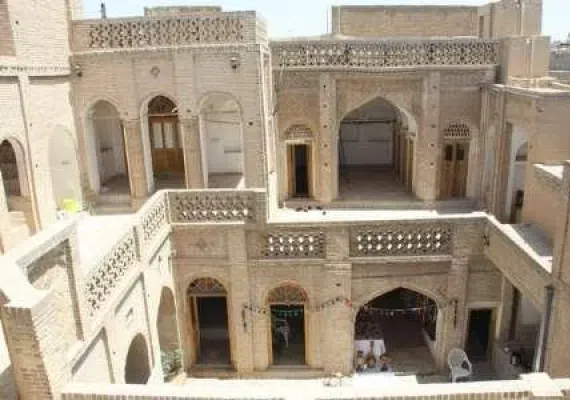 خانه تاریخی سوزنگر