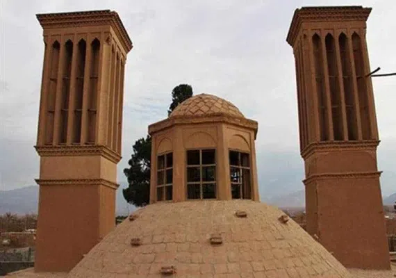 عمارت شترگلو