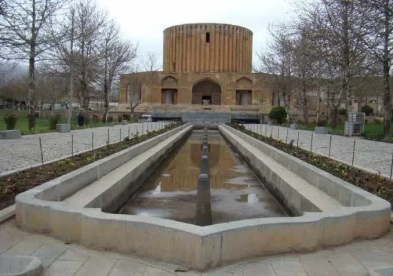 قصر خورشید