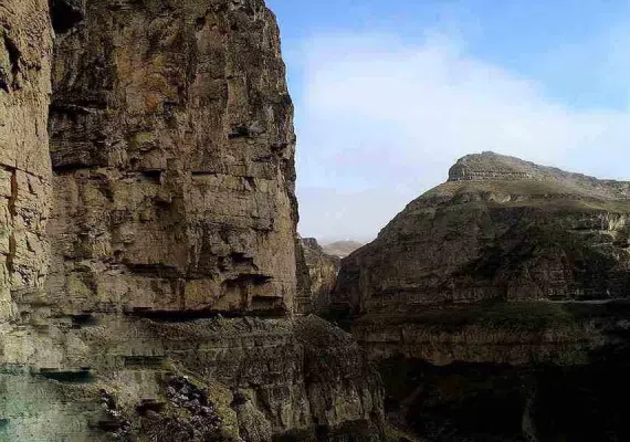دره قله زو