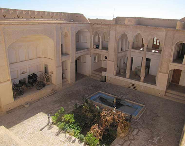 خانه ی صولت(موزه ی مردم شناسی ابرکوه)