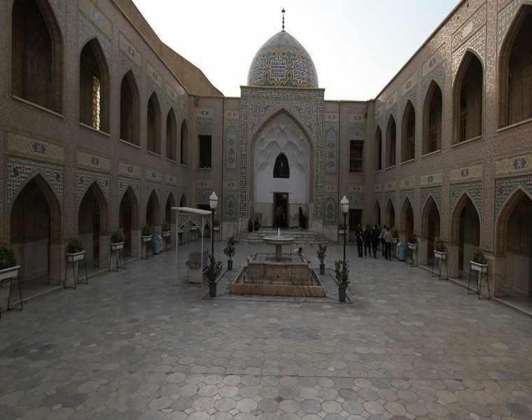 آرامگاه پیر پالان دوز