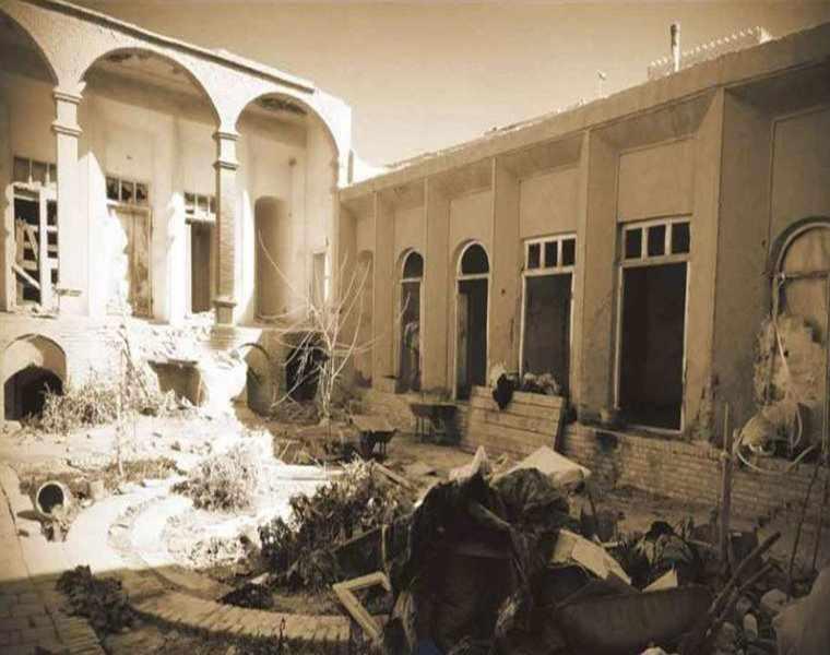 خانه تاریخی ملک