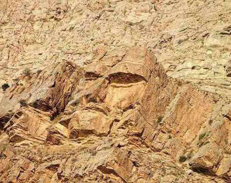 تپه ارگ شیروان