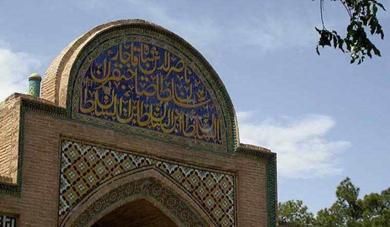 دروازه ارگ سمنان&zwnj;