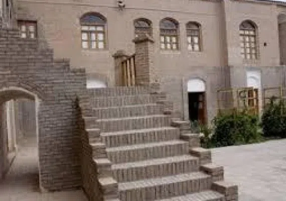 ساختمان پست قدیم بیرجند