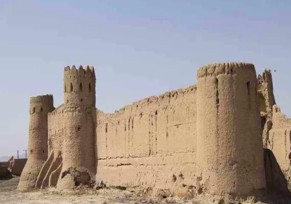 قلعه بیاض کرمان