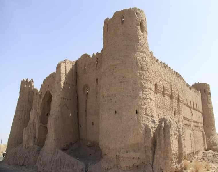 قلعه بیاض کرمان