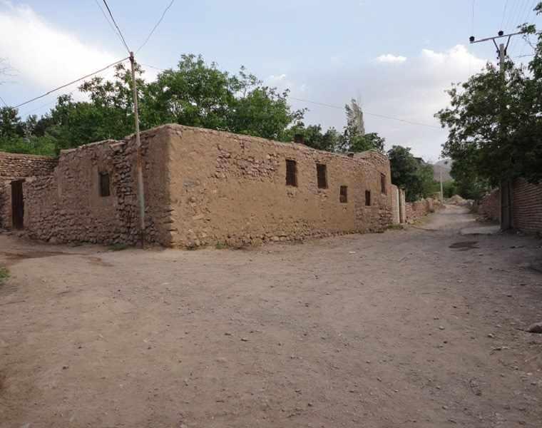 روستای سرتخت