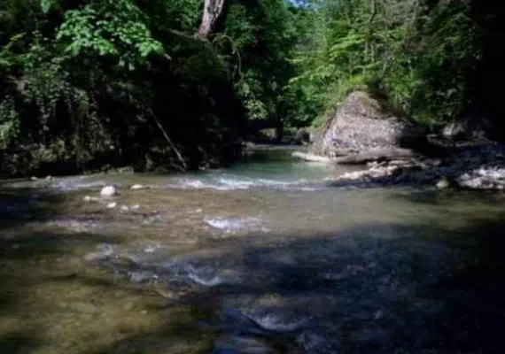 آبشار پلنگ دره