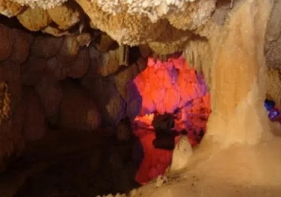 غار دیو ورزق