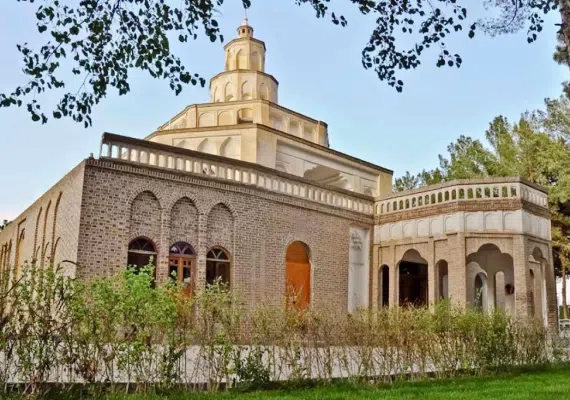 ارگ کلاه فرنگی بیرجند