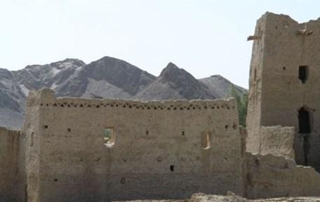 قلعه دِزَّک (سراوان)