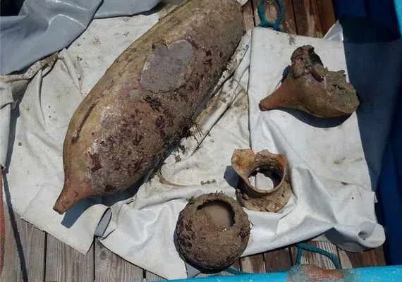 دفن متفاوت اجساد در گورستان شغاب