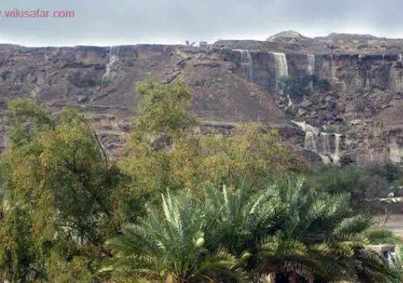 روستای تاریخی تیس