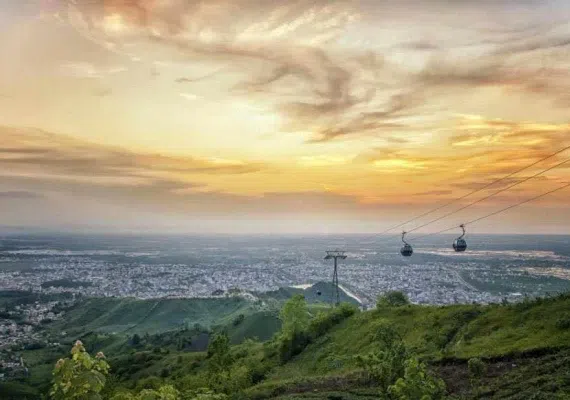 بام سبز لاهیجان