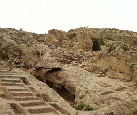 گورستان صخره ای سیراف، شگفت انگیز ترین گورستان و گورستان تمدن ها