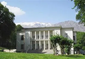 موزه رجعت و عبرت (کاخ مادر شاه)