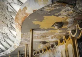 کاخ مروارید، معماری منحصربفردی به شکل صدف