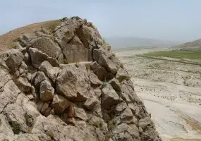 سنگ نگاره کورانگون، از قدیمی ترین سنگ نگاره های تاریخ