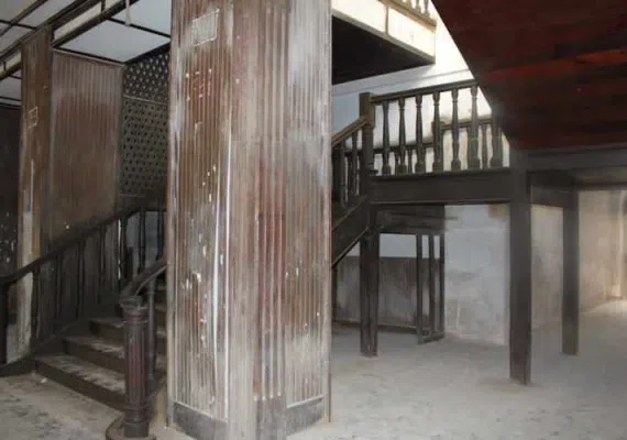 موزه دریا و دریانوردی خلیج فارس، ساختمان کنسولگری انگلیس