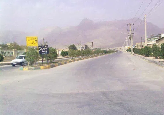 چشمه آبگرم اهرم، چشمه ای از دل زاگرس