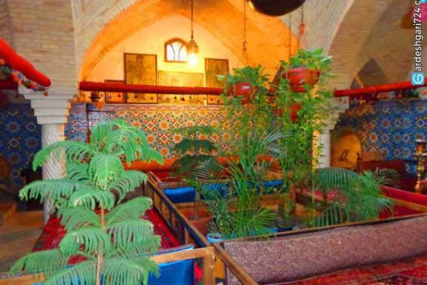 حمام حاج داداش زنجان، حمامی در قلب بازار