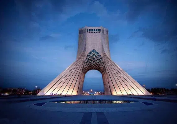 میدان آزادی