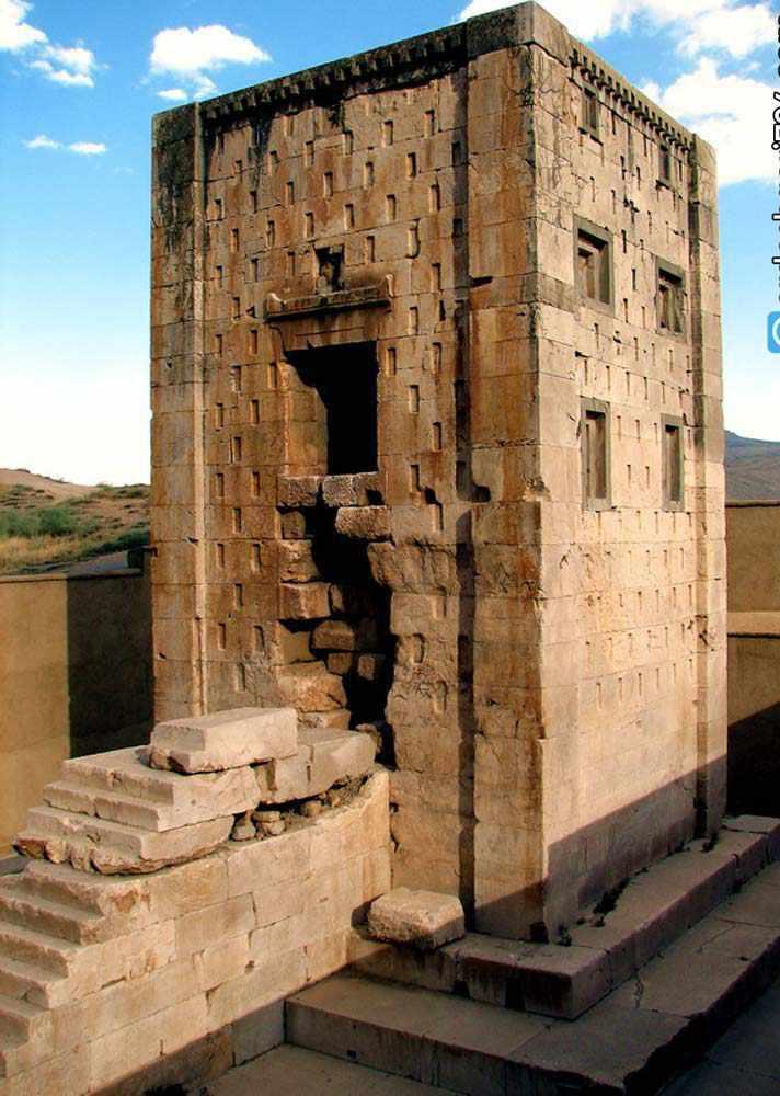 کعبه زرتشت در نقش رستم