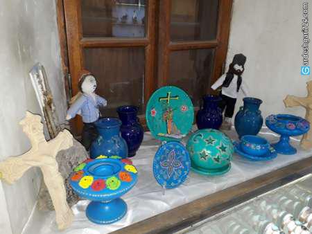 کلیسای کانتور، نگین سرخ محله پنبه ریسه