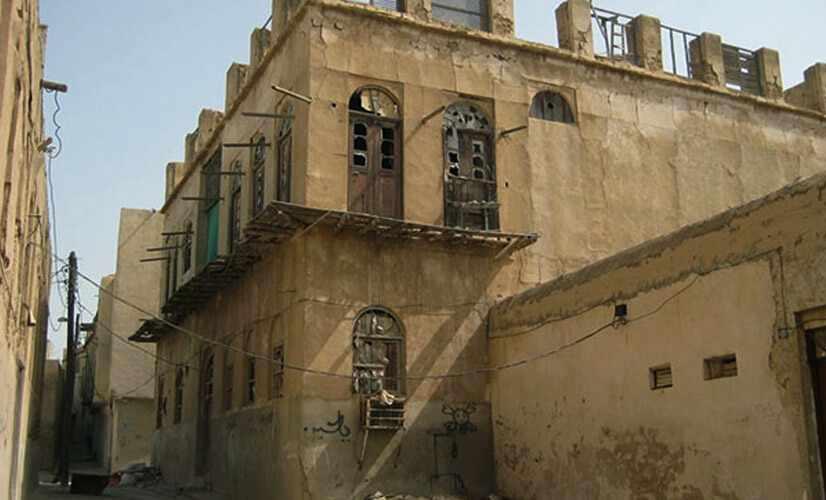 عمارت کوتی در محله قدیمی کوتی